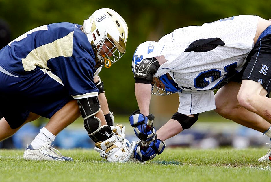 How to Break in Lacrosse Gloves