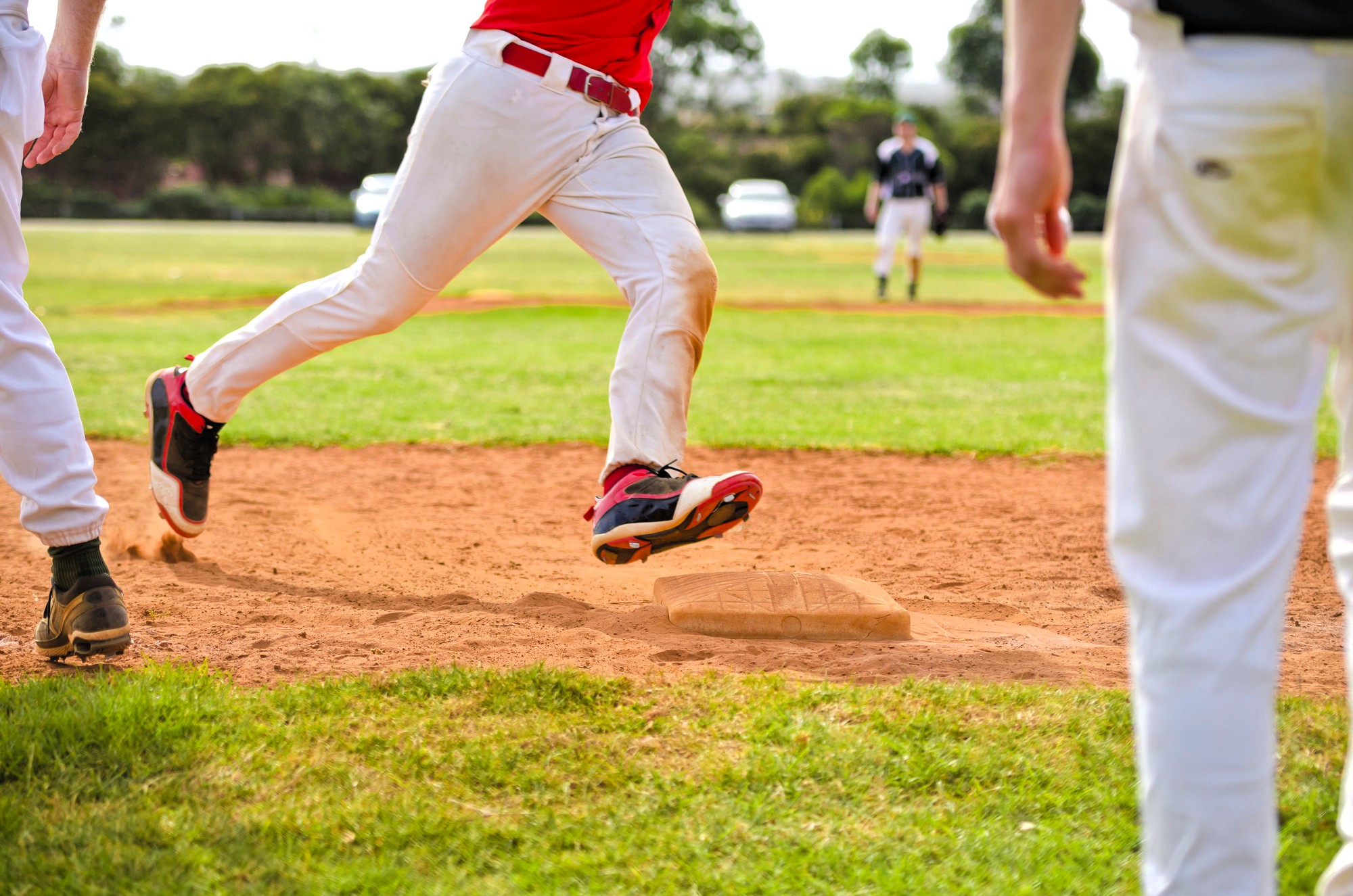 Key Differences Between Baseball & Soccer Cleats