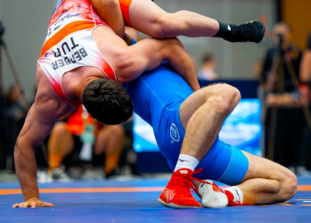 Wrestling vs Boxing Shoes: Guide on Choosing the Right Footwear