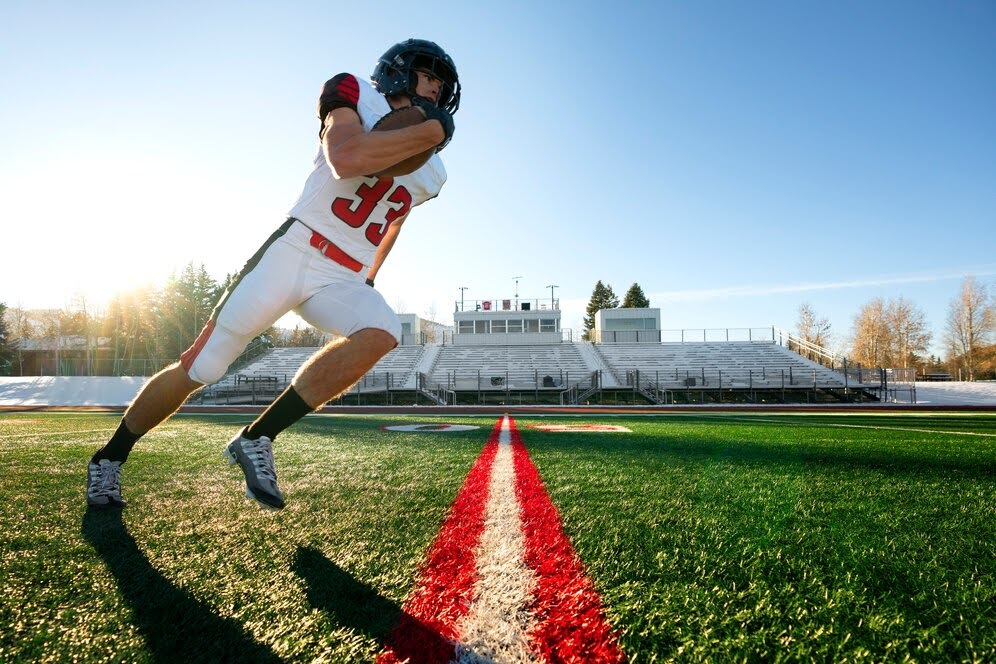 What You Should Wear Under a Football Jersey and Uniform