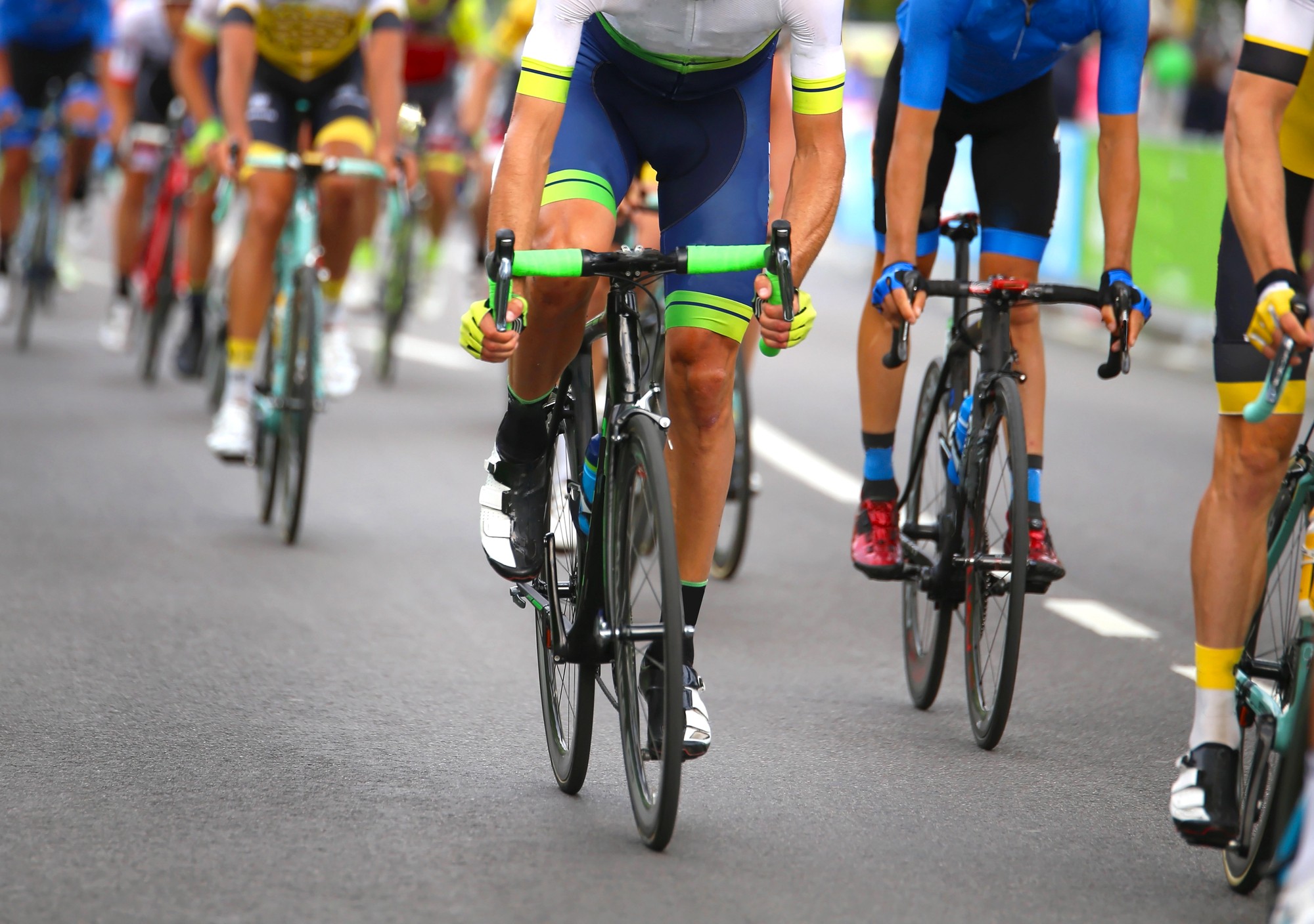 The Material Types Used to Make Cycling Jerseys & Shorts